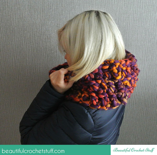 finger crochet scarf