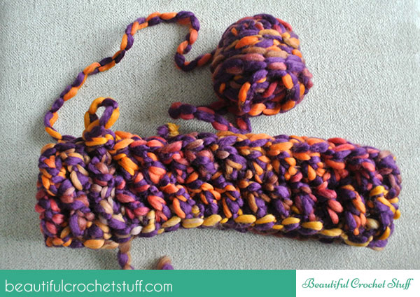 crochet finger scarf