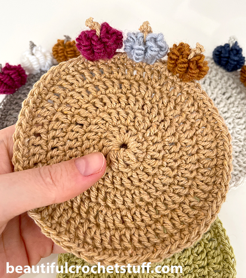 crochet-pumpkin-coaster-pattern-4